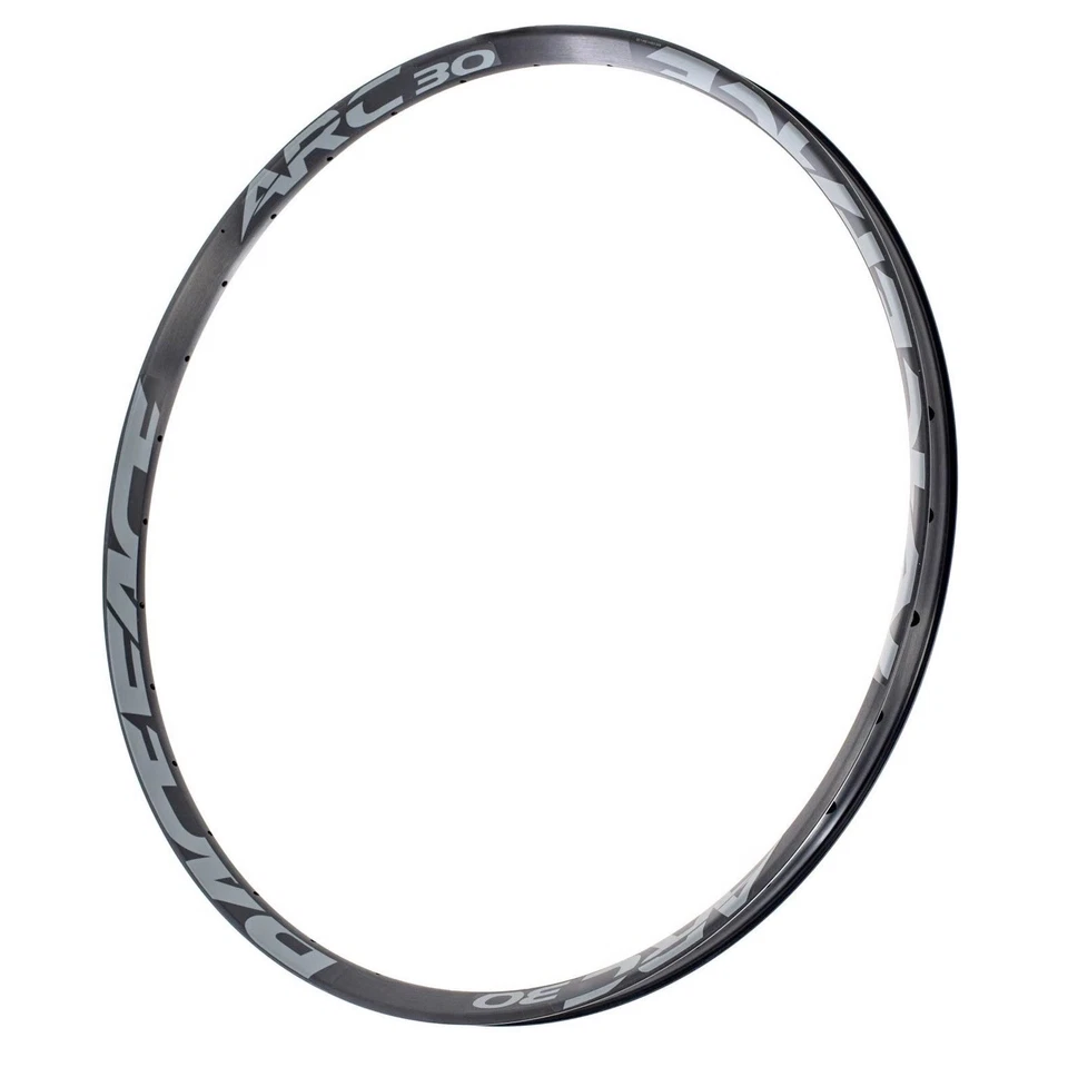 Aro deslocado ARC30 - RaceFace ARC 30 aro - 27,5" disco preto 28H reserva de deslocamento 30 - Imagem 1 de 1