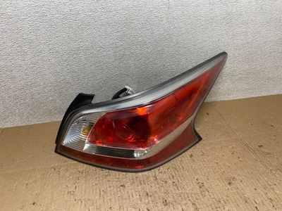 Luz trasera lateral derecha Nissan Altima 2013 2014 2015 pasajero derecho T7824 DW Foto 1 de 4
