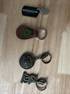 4 portachiavi - Foto 1 di 4