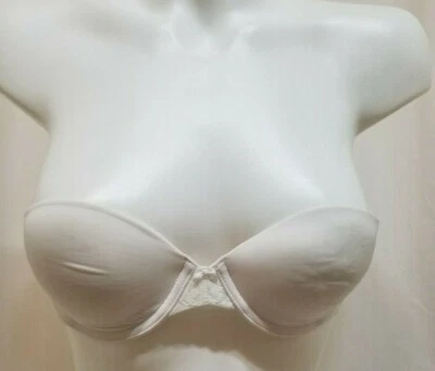 DKNY FIRMA ENCAJE ELEVACIÓN PERFECTA SIN TIRANTES CON AROS BLANCO #454195 TALLA 32 B $42 Foto 1 de 4