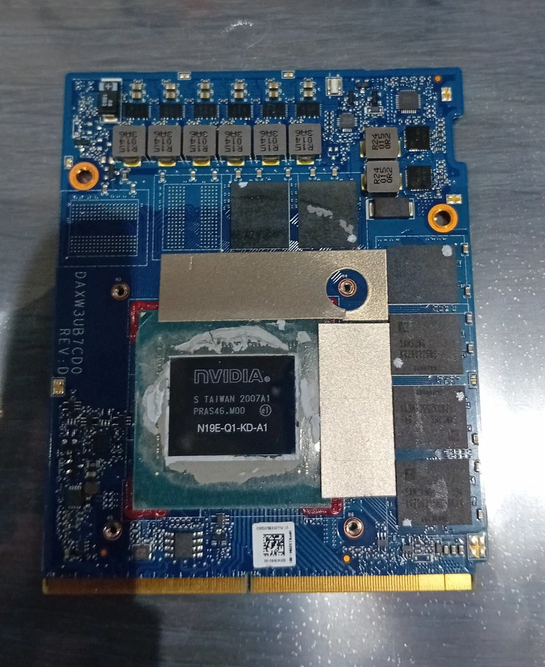 Nvidia Quadro RTX3000 6 Go GDDR6   N19E-Q1-KD-A1   (HP ZBOOK 17 G6) - Photo 1/2