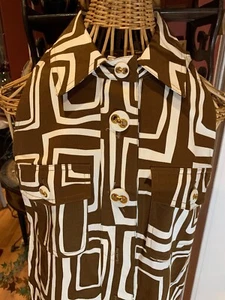 Sara Jane talla 2 Vestido Marrón Blanco Sin Mangas Elástico con Botones Plaqueta ¡Nuevo con Etiquetas! - Imagen 1 de 10