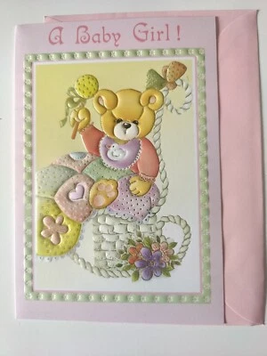 Nueva tarjeta de felicitación para bebé con sobre - Una niña Foto 1 de 3