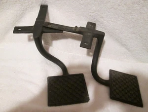 Vtg antique cast iron horse drawn carriage buggy sleigh farm wagon foot step set - Picture 1 of 18