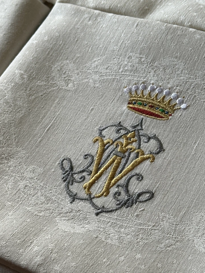 6 serviette Fleurs Lys 55x55 brodées monogramme  ancien W couronne Comte cadeau - Photo 1/4