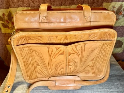 Cartera maletín vintage de cuero Western Tooled con bonito diseño Foto 1 de 4