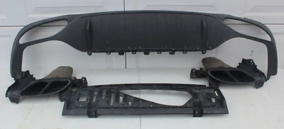 梅赛德斯-奔驰原始设备制造商 2018 E43 AMG 后保险杠带排气头和底座 — 第 1/4 张图片