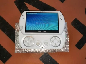 Sony PlayStation PSP GO Console White - Very Well Maintained - Picture 1 of 3