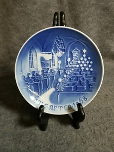 Royal Copenhagen "Weihnachten in der Kirche" Winternacht 1968 - Bild 1 von 3