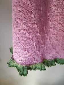 Shawl knitting pattern - JUST BREATHE shawl - Myla's Knit Corner - Picture 1 of 3