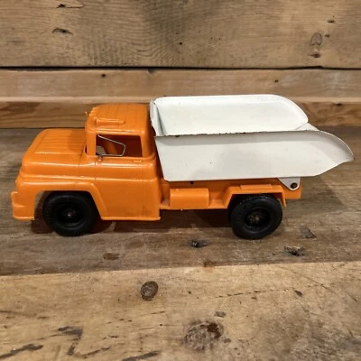 vintage buddy l dump truck plastic 13" With Metal Box - Image 1 of 4