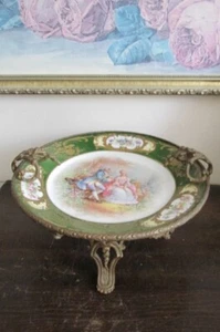 Antigua compota Sevres Francia pintada a mano bronce dorado montada cortejo firmada - Imagen 1 de 11