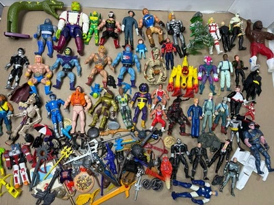 Gran Lote Mixto de Figuras de Acción y Accesorios Años 80, 90, MOTU, Kenner, LJN Foto 1 de 4