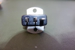 Conector hembra de 3 pines Cinch Jones P303AB NUEVO DE STOCK - Imagen 1 de 1