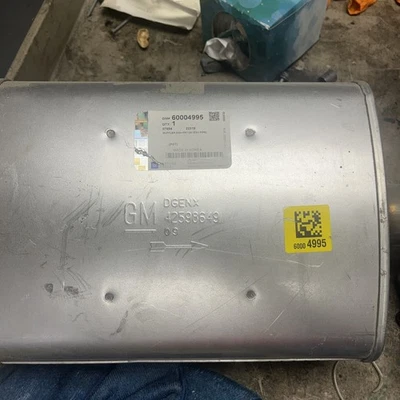 Silenciador genuino GM 60004995 2021 Trailblazer Foto 1 de 4