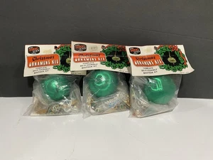 NUEVO SELLADO VINTAGE Distasio VERDE Cuentas Lentejuelas Navidad Adorno Kit Set DE 3!!! - Imagen 1 de 6