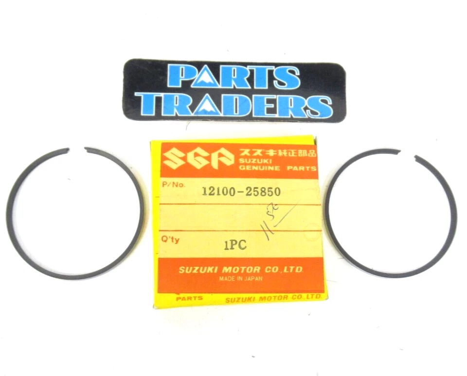 Anillo de pistón genuino Suzuki NOS (juego de 2) 0,50 GT185 TC100 TS100 RM80 DS80 Foto 1 de 1