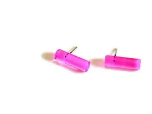 Rosa Stab Ohrstecker | Hot Pink Ohrringe | Vintage transparent Lucite Ohrstecker - Bild 1 von 5