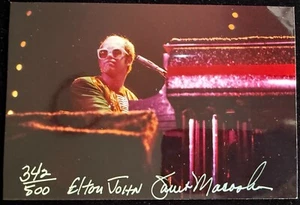 Elton John 1976 World Tour photo, numbered, signed by photographer Janet Macoska - Picture 1 of 2