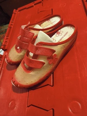 Zuecos transparentes vintage Y2K Lower East Side de gelatina años 90 correa roja transparente talla 7  Foto 1 de 4