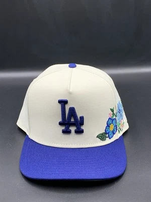 PARA HOMBRES NEW ERA MLB LOS ANGELES DODGERS FLORES 9FIFTY MARCO A SNAPBACK SOMBRERO Foto 1 de 4