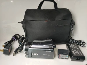 Sony HDR-XR550VE Handycam 240GB Hard Drive HD Video Camera Camcorder Touchscreen - Picture 1 of 18