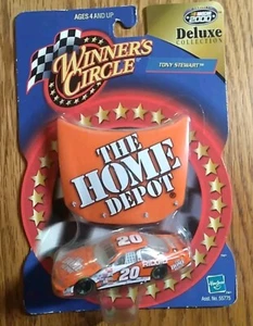 NASCAR 2000 Tony Stewart #20 Home DEPOT Winner's Circle W/ Hood 1:64 Deluxe Hood - Picture 1 of 4