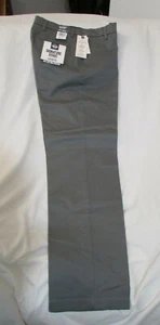 Men's "Dockers" Size 30x32 Grey, Signature Khaki, Lux Cotton, Stretch, Pants - Picture 1 of 11