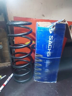 1x Muelles helicoidales suspensión delantera izquierda para Land Rover Discovery II 98-02 4.0 V8 Foto 1 de 4