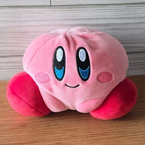 Juguete de peluche pequeño de 4" Sitting Kirby Nintendo Tomy Club Mochi Mochi M4 - Imagen 1 de 17