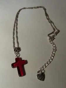 Auktion: Kreuzanhänger Rubyfarbener Kristall  18 X 25 mm mit Silber Kette - Bild 1 von 24