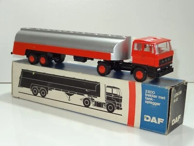 LION CAR 62 DAF 2800 CISTERNA DE COMBUSTIBLE ARTICULADA (372) 1/50 Foto 1 de 4