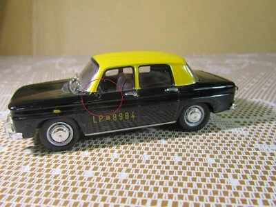 238Z IXO Altaya 56 Renault 8 Santiago Del Cile 1965 Nero Taxis Del Mondo 1:43 - Immagine 1 di 4