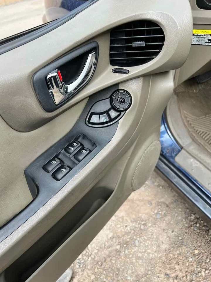 Modulador ABS usado se adapta a: Hyundai Santa Fe 2006 conjunto modulador tracción delantera sin tracción Foto 1 de 4