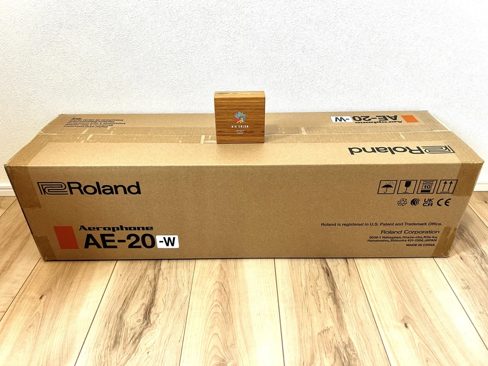 Roland AE-20W Aerophone Digital Wind Synthesizer White Electronic Saxophone - Image 1 of 4