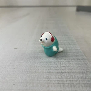 WHITE SEAL - 1993 Hallmark Merry Miniatures Christmas Figure - Picture 1 of 4