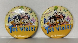 Walt Disney World 1st Visit! Buttons Mickey Minnie Donald Goofy Daisy - Set (2) - Picture 1 of 8
