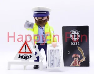 Playmobil Série 13 Garçon Policier avec radar - Picture 1 of 1