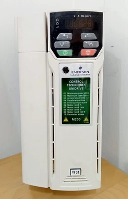 EMERSON Control Techniques M200 Unidrive M200-044 00170 A 7.5kW 00X27 - Image 1 of 4