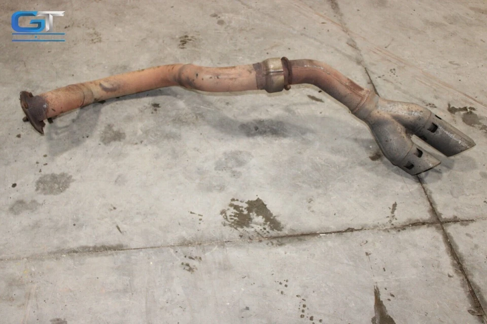 Ford F550 2014-2016 sistema de escape silenciador trasero y tubo de escape OEM Foto 1 de 4