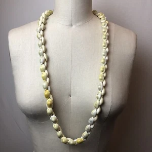 Hawaiian Striped Money Cowrie Shells Hand-Crafted Vintage 38" Lei Necklace - Picture 1 of 6