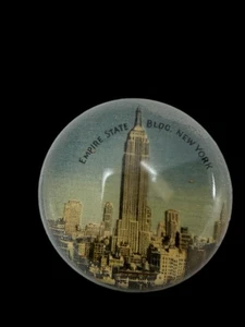Vintage MCM Empire State Building Glass Dome Paperweight NYC Skyline Souvenir - Picture 1 of 10