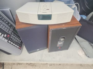Radio Bose Wave modelo AWR 113AM/FM radio. ¡En estado de funcionamiento! - Imagen 1 de 3