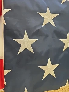 G128 - Bandera Americana | 8x12 pies | Poliéster hilado de alta resistencia, estrellas bordadas - Imagen 1 de 4