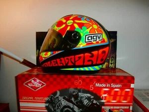 VALENTINO ROSSI LOT AGV FULL SZ L FLOWER POWER HELMET & Guiloy 1/6 HONDA NSR 500 - Picture 1 of 10