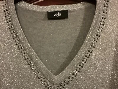 Wallis Sparkly Grey Fine Knit Top With Sequin And Bead Trim Size M 40-42 - Image 1 of 4