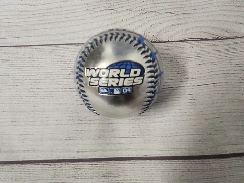World Series 2004 St Louis Cardinals & Boston Red Sox Collectible Baseball Cover