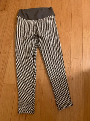 Women's Workout Leggings, Gym Scrunch butt butt lifting, Size S, Seamless, Gray  - Image 1 of 4