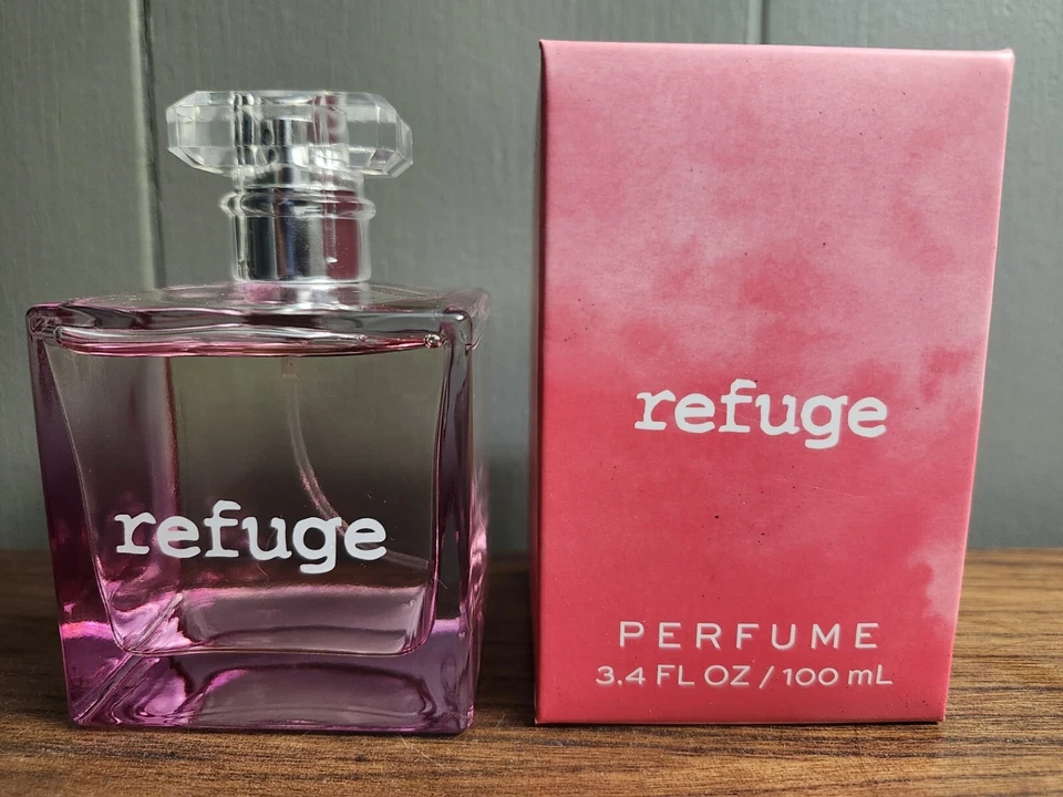 ¡¡3,4 oz/100 ml el doble del tamaño!! Perfume Charlotte Russe Refuge Foto 1 de 1