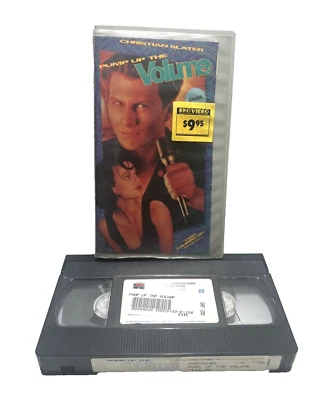 Pump Up the Volume 1990 Christian Slater VTG Video VHS Rental Rare 90's Comedy - Image 1 of 4